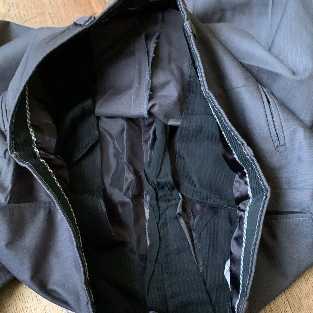 Levent Serez Men's Gray Suit Sz 40 - Picture 10 of 10